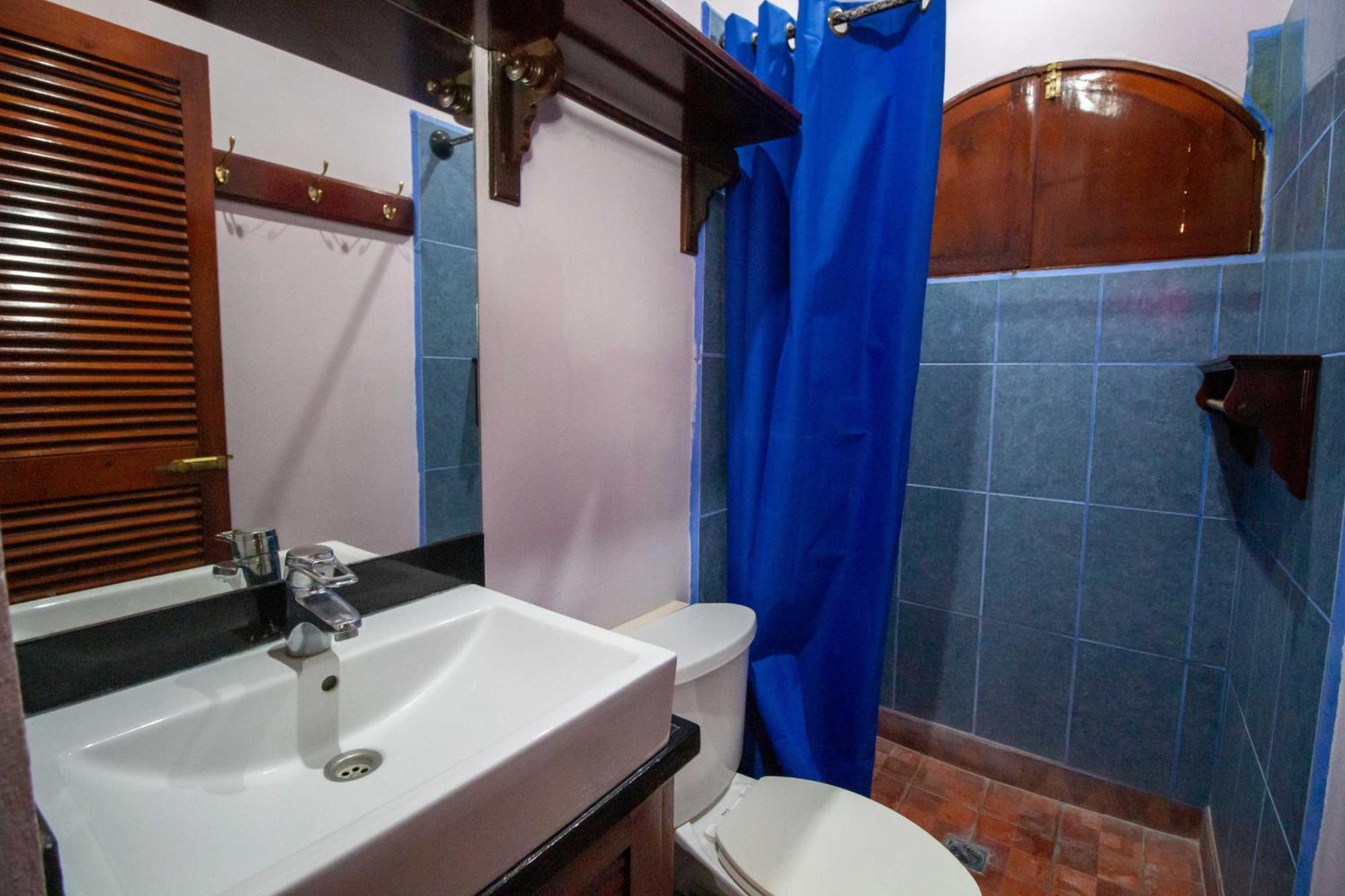 Hotel La Calzada Granada Room photo